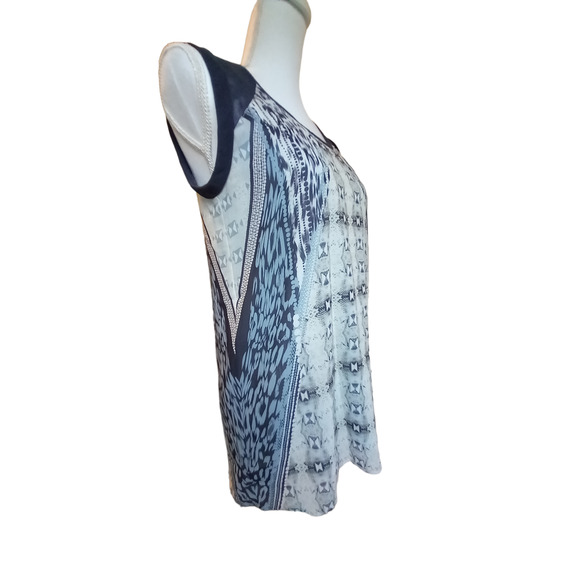 CAbi Black and White Short Sleeve Top - Picture 4 of 11